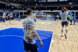 Самоков - зала “СамЕлион” - национален отбор по волейбол - тренировка