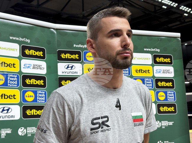 Волейболният национал Мартин Атанасов ще продължи кариерата си в Гърция