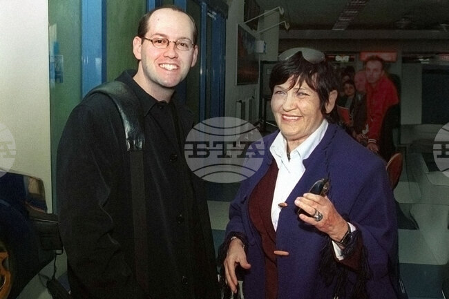 Весела Люцканова - писателка и издателка