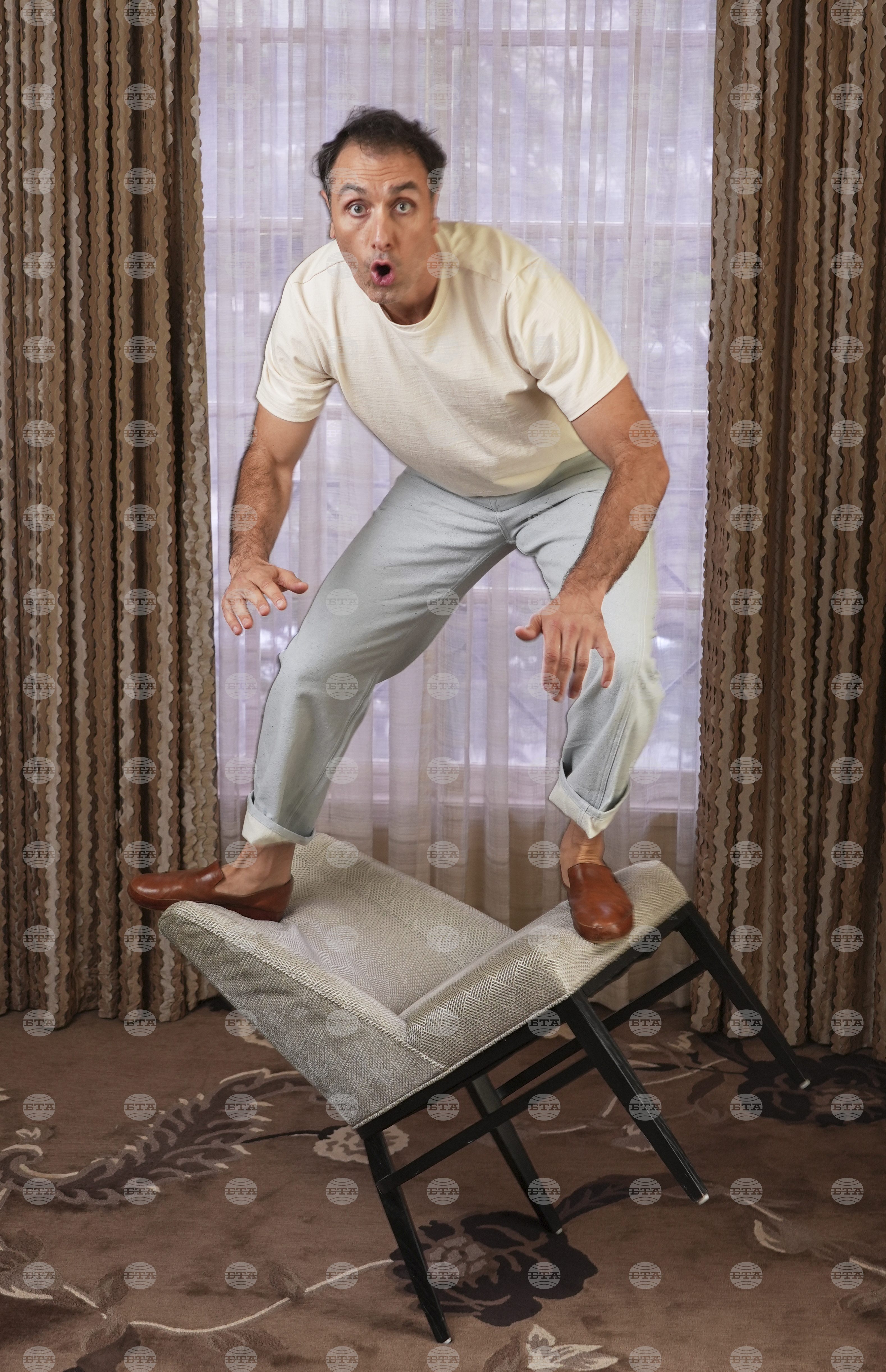 "Splitsville" Portrait Session