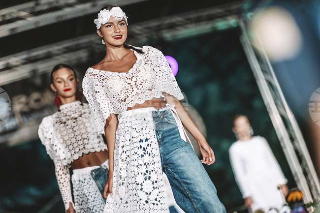 Дантелата от Конякув: От полската провинция до световните модни подиуми