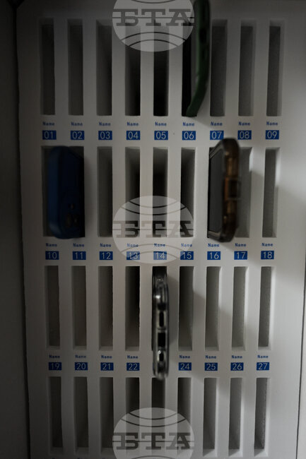 Cellphones in Schools