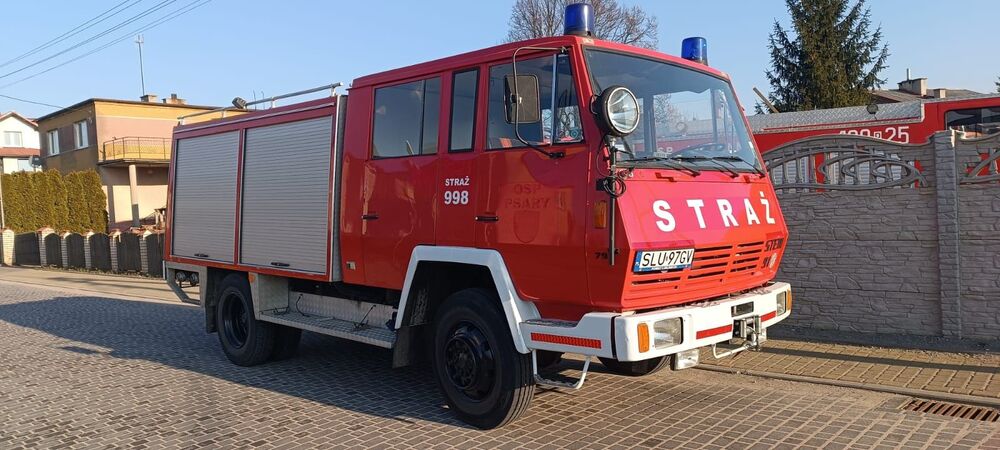 Доброволческото формирование "Сакар-12" в Тополовград получи професионален противопожарен автомобил от инициативата "Гората.бг"