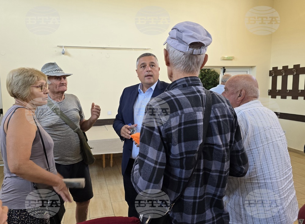 Село Бели извор - разяснителна среща за еврото