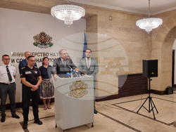 Министерство на труда и социалната политика - брифинг - техника и екипировка за действие при бедствени ситуации