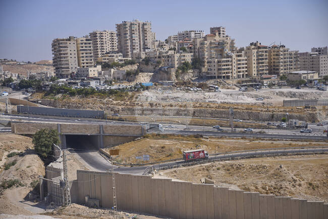 Осем мюсюлмански страни заклеймиха като "незаконни" мерките на Израел за разширяването на контрола му над Западния бряг 