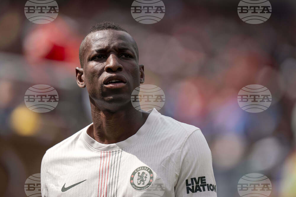 Chelsea-Unwanted Strikers Soccer