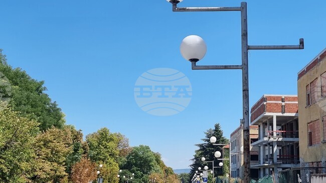 Започва монтирането на над 3100 нови осветителни тела в шест села в община Шумен