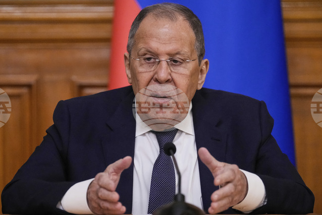 Лавров обвини западните страни, че се опитват "да попречат" на мирните преговори за Украйна