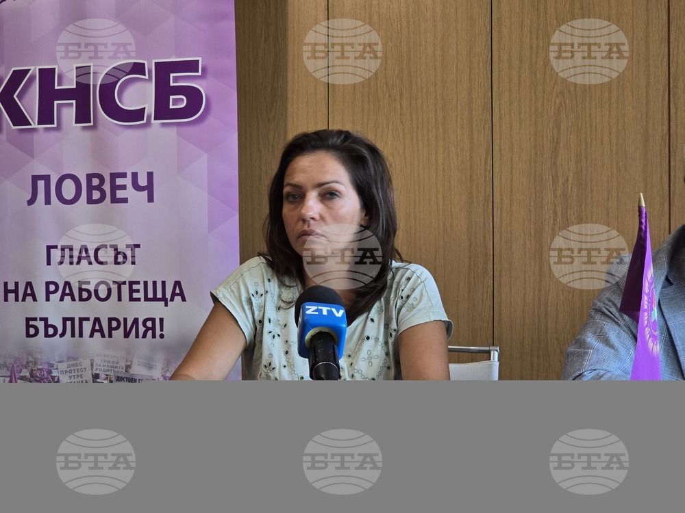 Цените на основните стоки в малките търговски обекти са по-ниски от тези в големите вериги, каза вицепрезидентът на КНСБ Огнян Атанасов в Ловеч