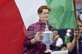 Open Men’s Capsules Tennis