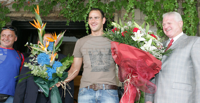 August 24, 2007: Bulgaria's Petar Stoychev Sets World Record for Fastest English Channel Swim 