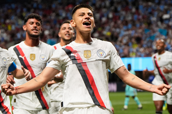 Жирона обяви трансфера на Ечевери от Манчестър Сити 