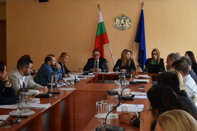 Зам.-министър Барбалов: Целта е да осигурим по-голяма информираност на гражданите за цените в търговските вериги