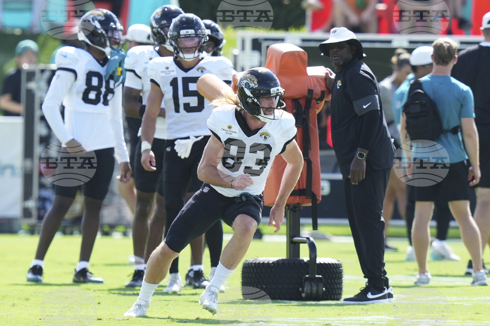 Dolphins Jaguars Football