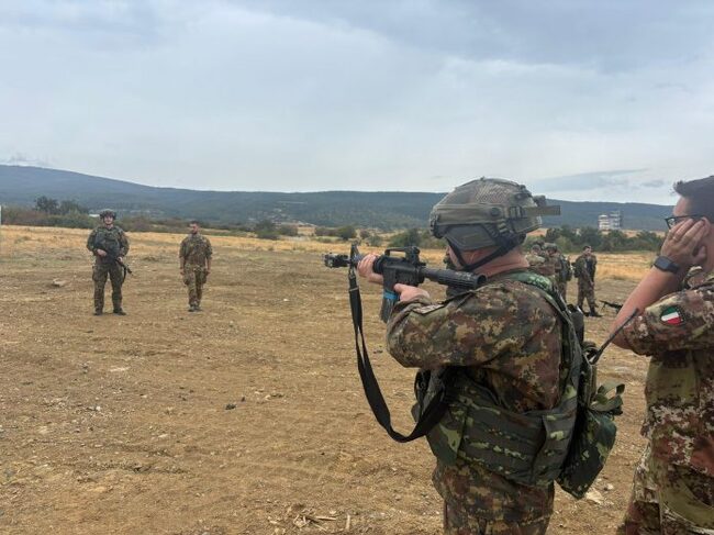 АТА: Над 500 албански военни участват в мисии на НАТО, ЕС и ООН