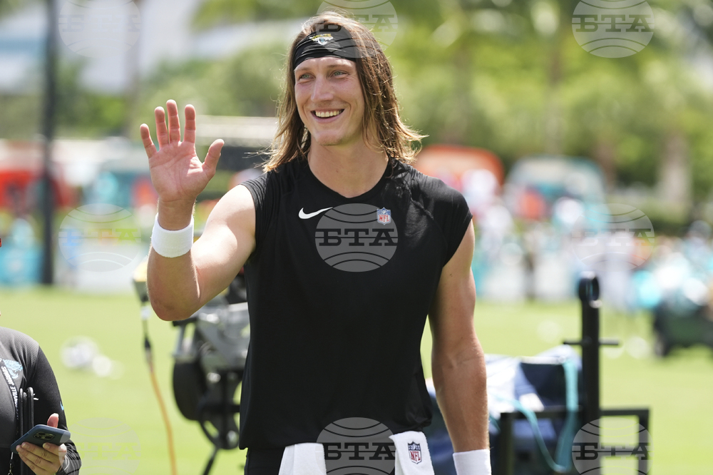 Dolphins Jaguars Football