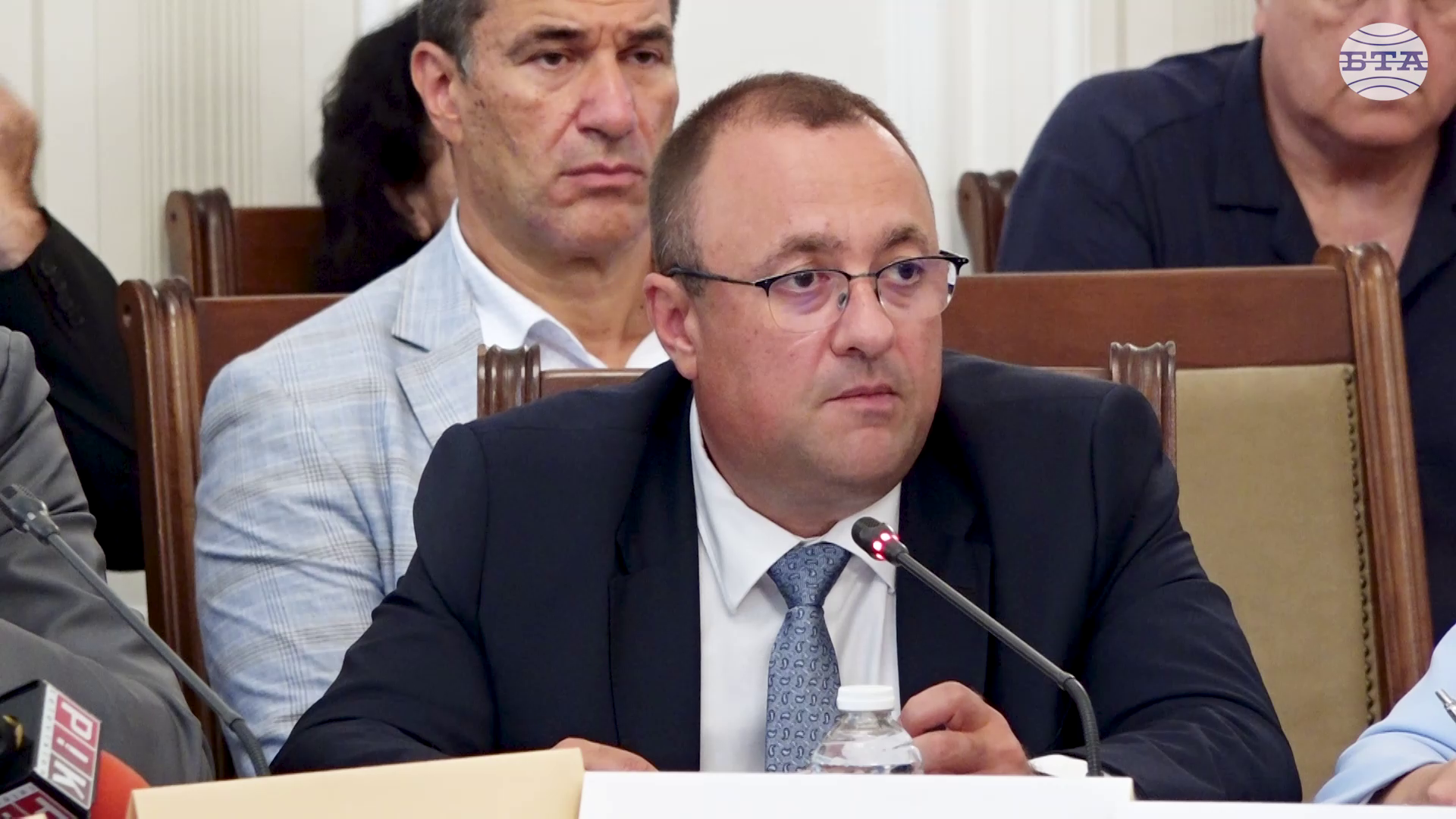 Над 260 хиляди души, 16 града и 283 села са засегнати от нарушено водоснабдяване, каза министър Иван Иванов Над 260 хиляди души, 16 града и 283 села са засегнати от нарушено водоснабдяване, каза министър Иван Иванов