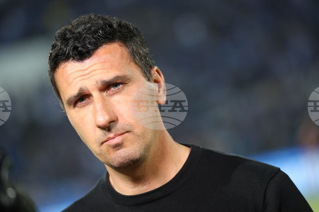 Треньорът на АЗ Алкмаар: "Ще се адаптираме към играта на Левски"