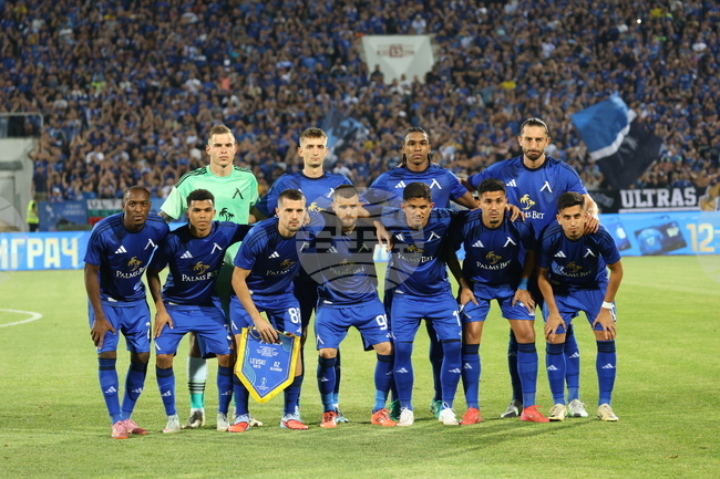 Футболистите на Левски получиха почивен ден в събота, Георги Костадинов и Мустафа Сангаре продължават да се готвят по индивидуална програма