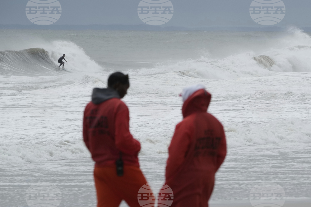 Storm Surfing