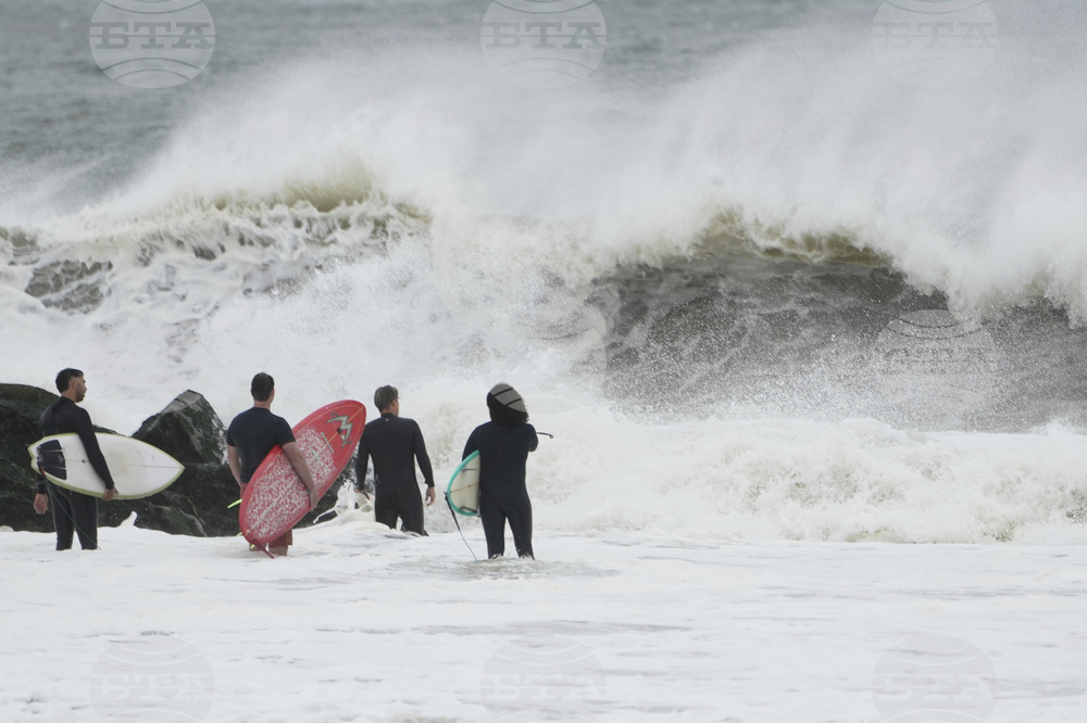 Storm Surfing