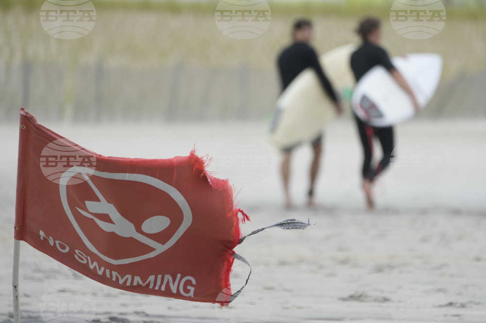 Storm Surfing