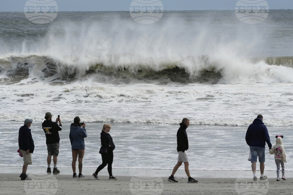 Storm Surfing