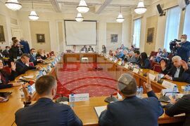 Парламент - Комисията по икономическа политика и иновации