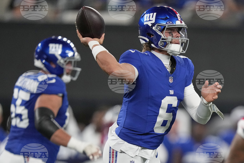 Patriots Giants Football