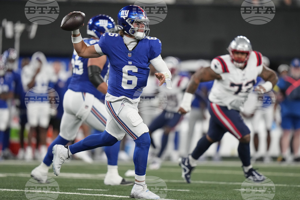 Patriots Giants Football