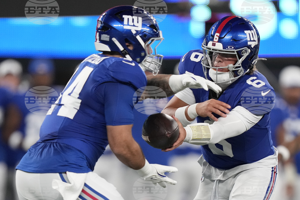Patriots Giants Football