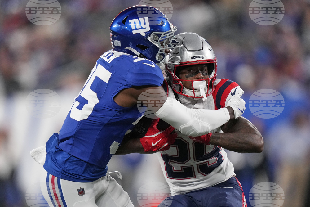 Patriots Giants Football