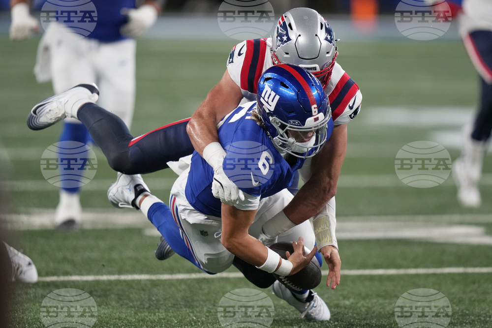 Patriots Giants Football