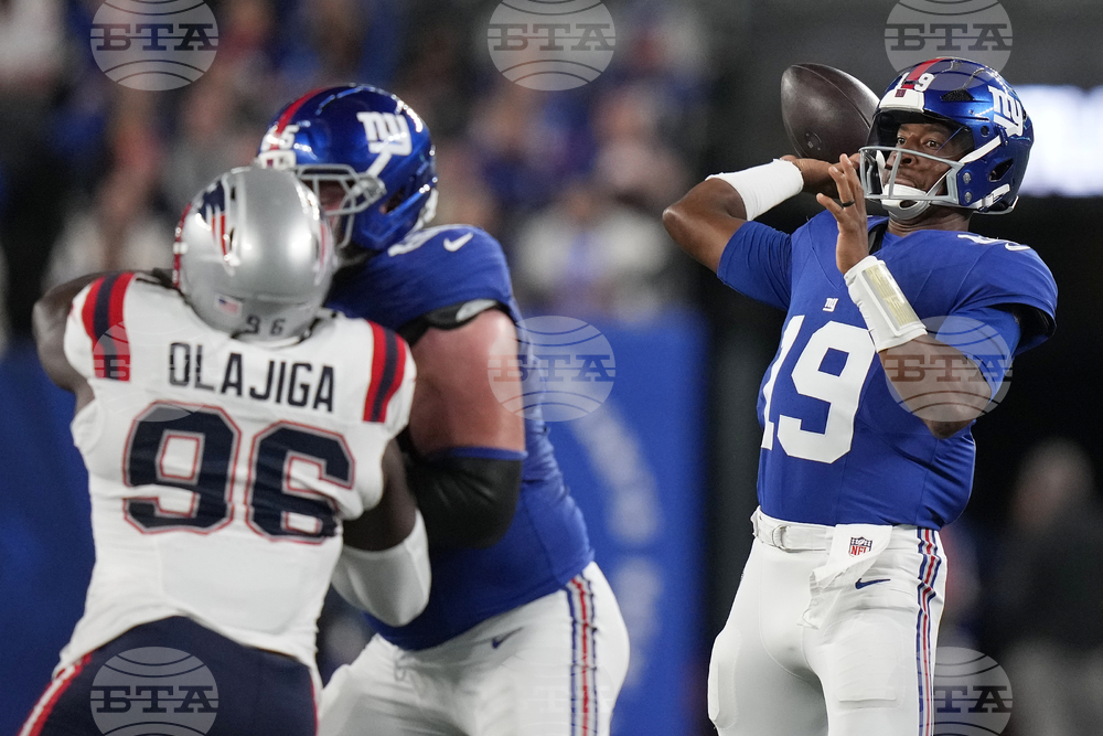 Patriots Giants Football