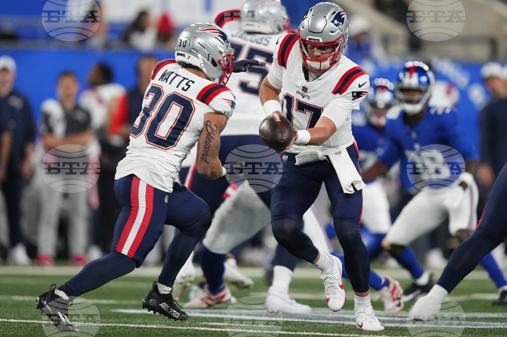 Patriots Giants Football