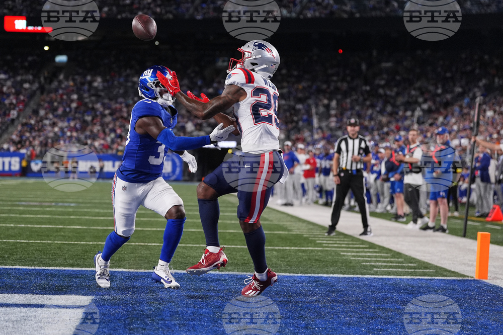 Patriots Giants Football