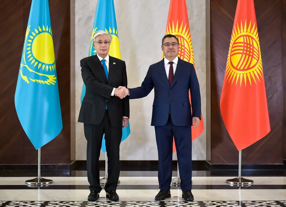 КАБАР: Президентите на Казахстан и Киргизстан проведоха преговори в тесен формат