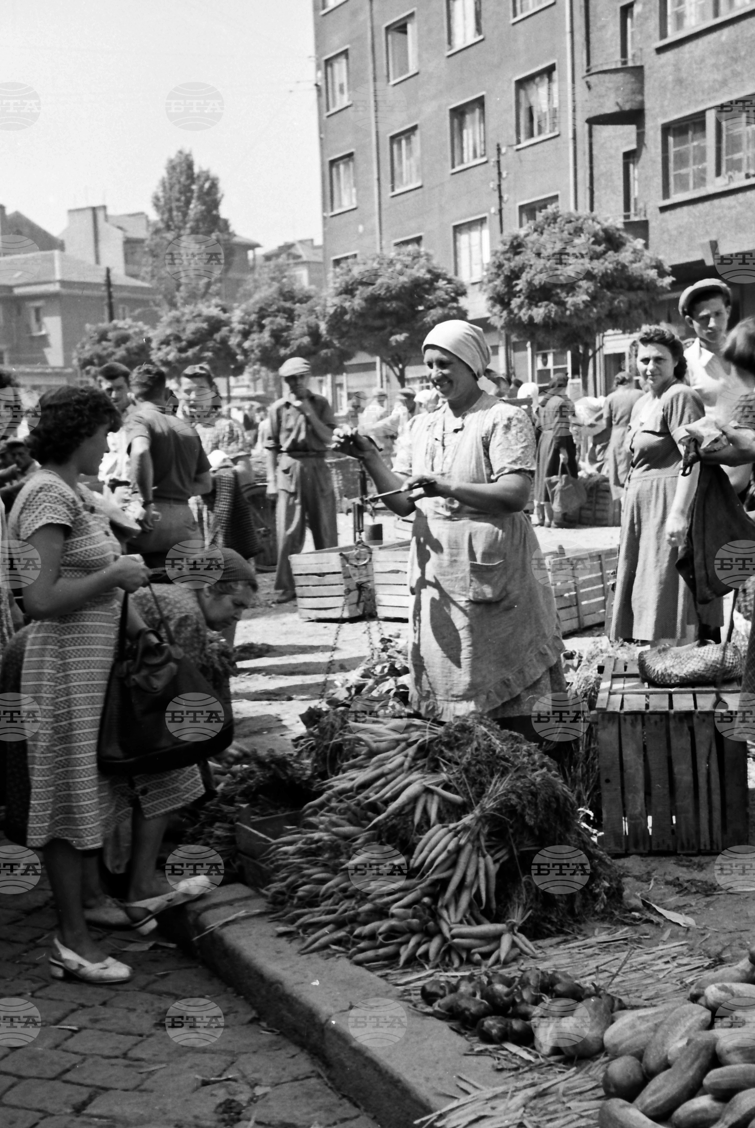 Sofia - on this day - market - august 22, 1952