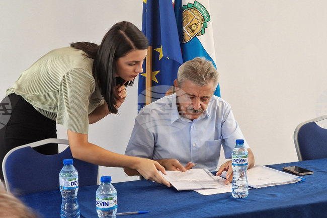 Нуждаещи се от лечение жители на Община Самуил ще получат еднократна социална помощ