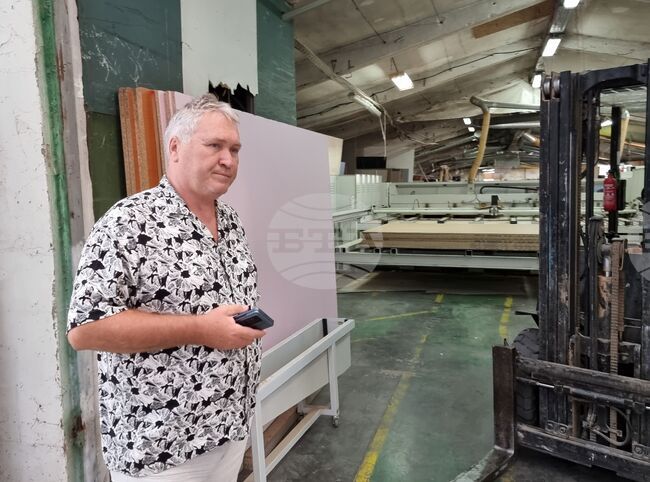 Лидерът в училищното обзавеждане "Мебели КАН" търси проектанти, инженери и дизайнери