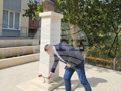 Снимка: "Да, България"