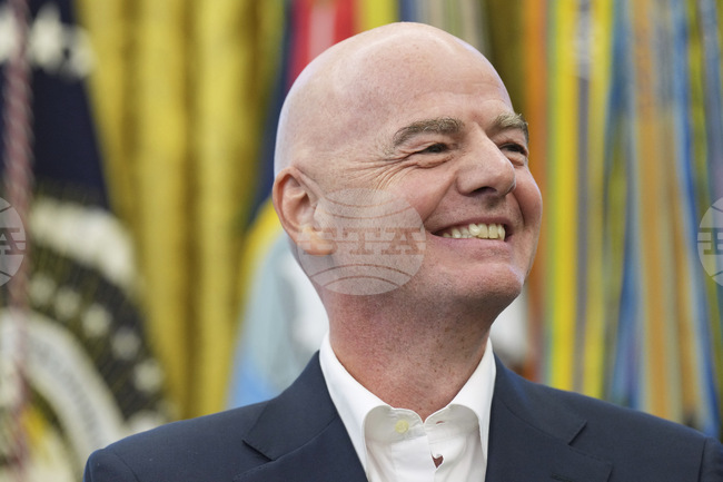 Президентът на ФИФА Джани Инфантино ще посети Узбекистан