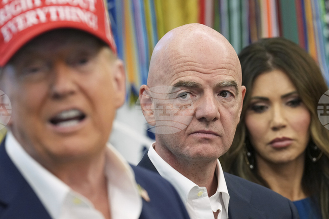 ФИФА ще възстановява футболната инфраструктура в Газа, заяви Джани Инфантино