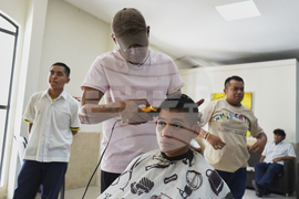 El Salvador Schools Haircuts