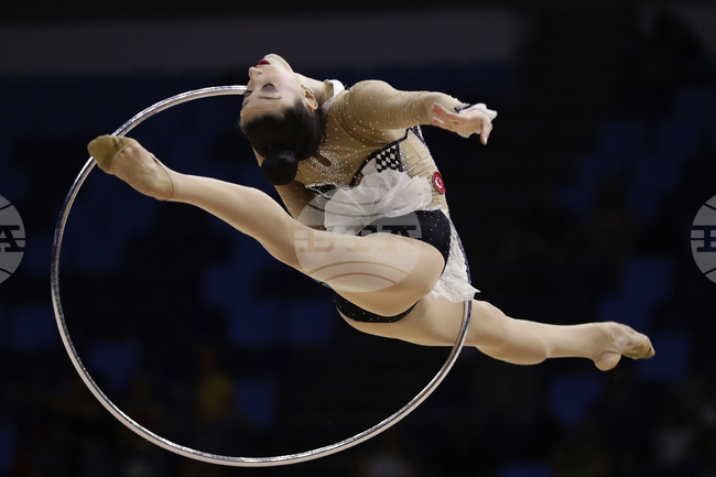 Националка по художествена гимнастика на Турция ще се подготвя за новия сезон в България под ръководството на Валентина Иванова