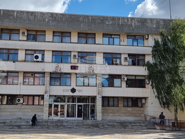 Община Левски сключи два договора за подмяна на водопроводи в четири села