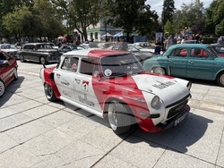 Самоков - ретро изложение на автомобили