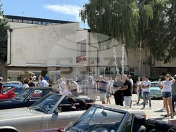 Самоков - ретро изложение на автомобили