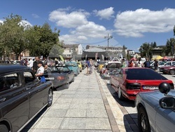 Самоков - ретро изложение на автомобили